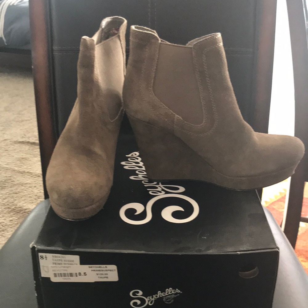Seychelles suede wedge booties